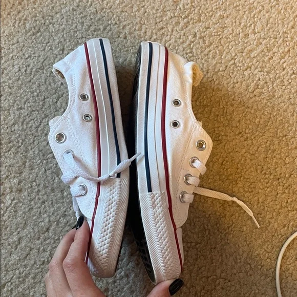 Converse shoes - Picture 5 of 7